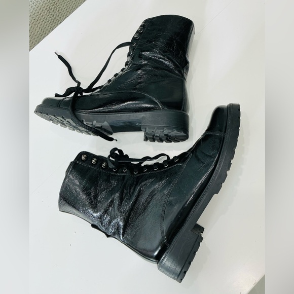 BARNEYS NEW YORK COMBAT BOOTS LIKE NEW 🖤🖤 - Picture 10 of 13